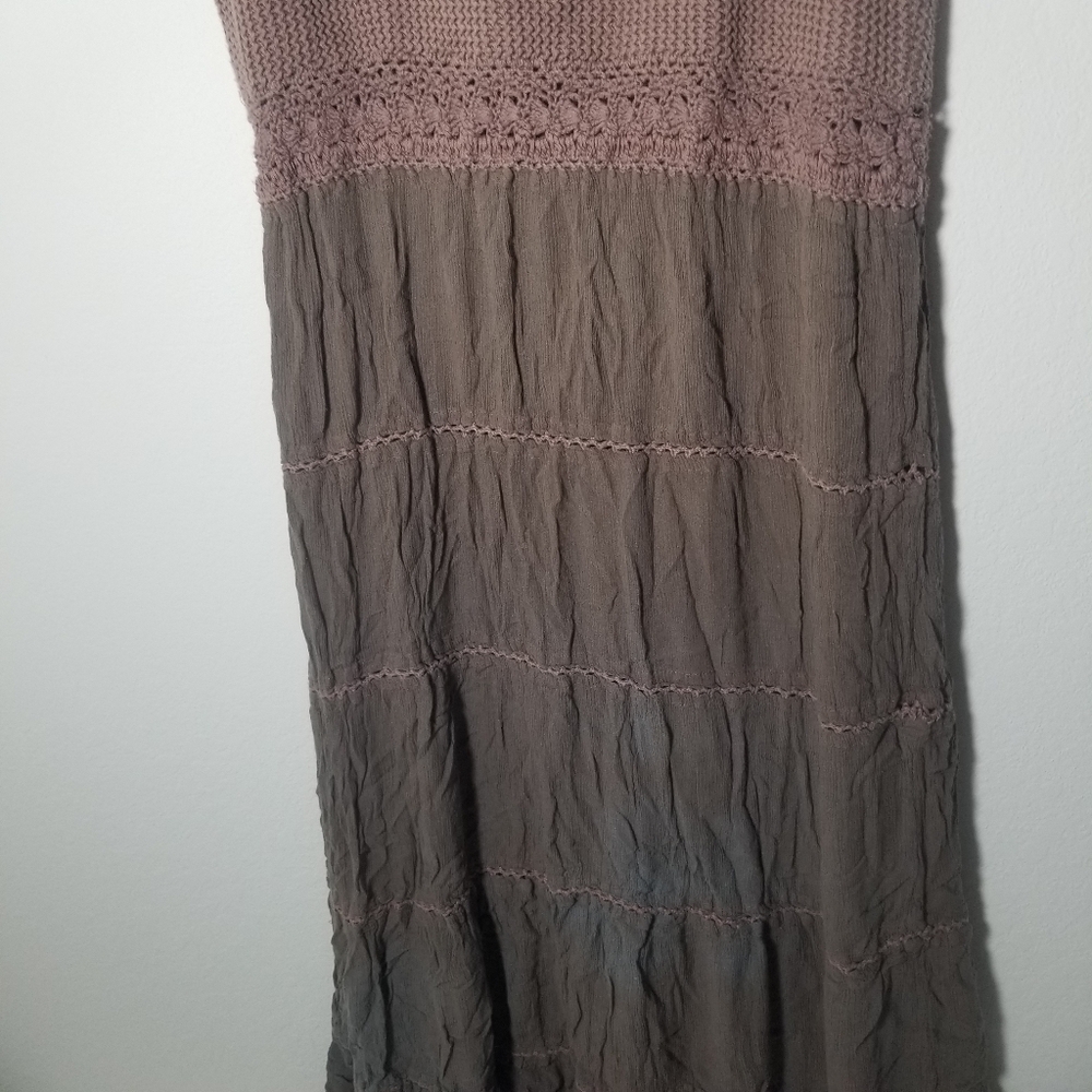 Tiered Brown Sleeveless Dress - Picture 3 of 7
